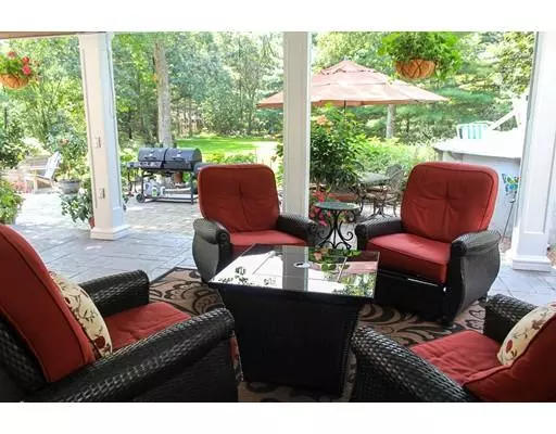 Rehoboth, MA 02769,206 Plain St