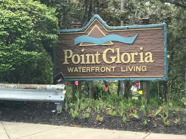 750 Davol St #413, Fall River, MA 02720