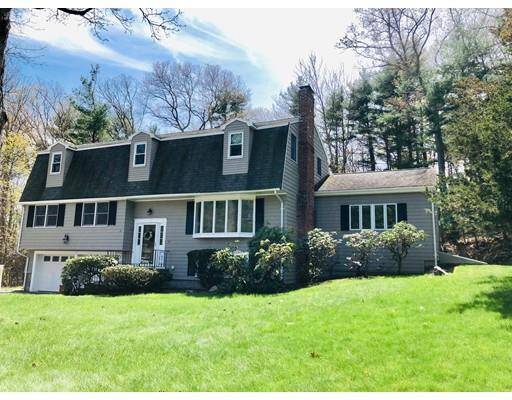 15 Hillcrest Rd., Medfield, MA 02052