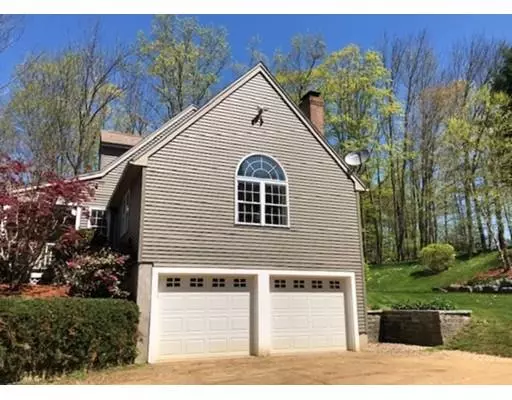 Spencer, MA 01562,13 Thompson Pond Rd