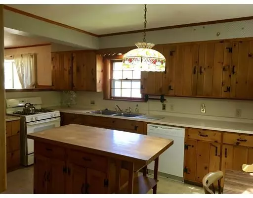 Spencer, MA 01562,6 Cottage St