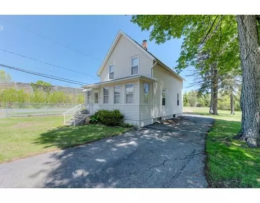 90 Davis St, Ludlow, MA 01056