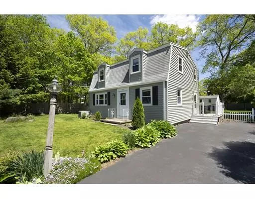 63 Franklin Rd, Norwell, MA 02061