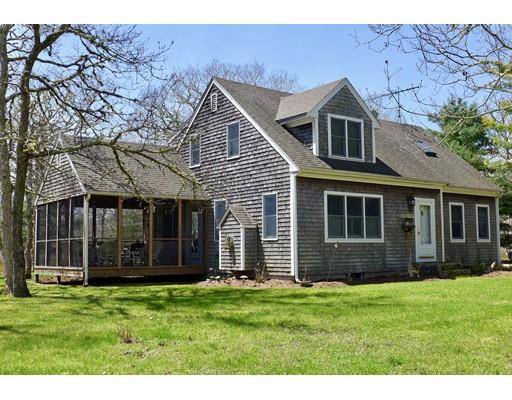 18 Post Oak Rd., Chilmark, MA 02535