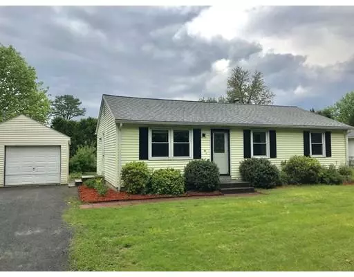 717 Westfield Rd, Holyoke, MA 01040