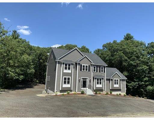 Billerica, MA 01821,22 Fieldstone Lane