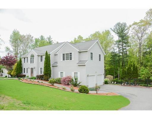 4 Elizabeth Ln, Sterling, MA 01564