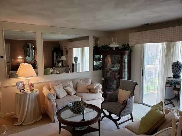 Brockton, MA 02301,112 Oak Ln #5