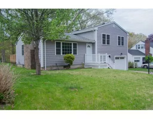 20 Macarthur St, Dartmouth, MA 02747