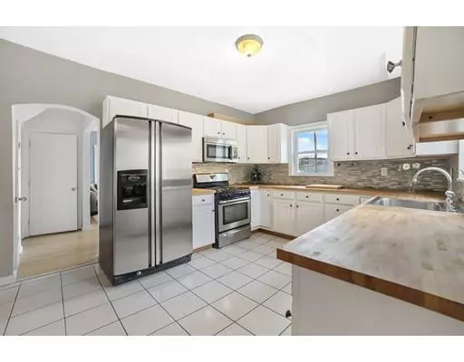 5 Pope Street, Salem, MA 01970