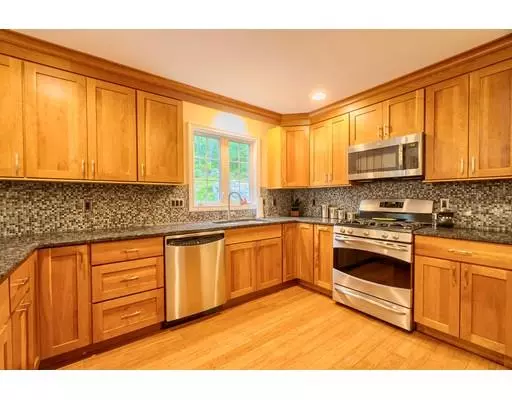 Ayer, MA 01432,28 Westford Rd