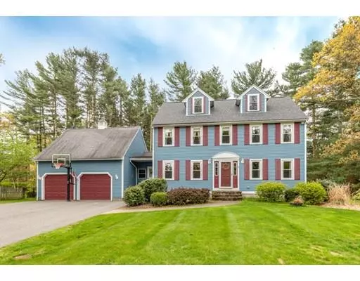 Taunton, MA 02780,80 Wintergreen Ln