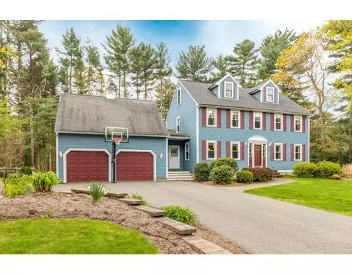 Taunton, MA 02780,80 Wintergreen Ln