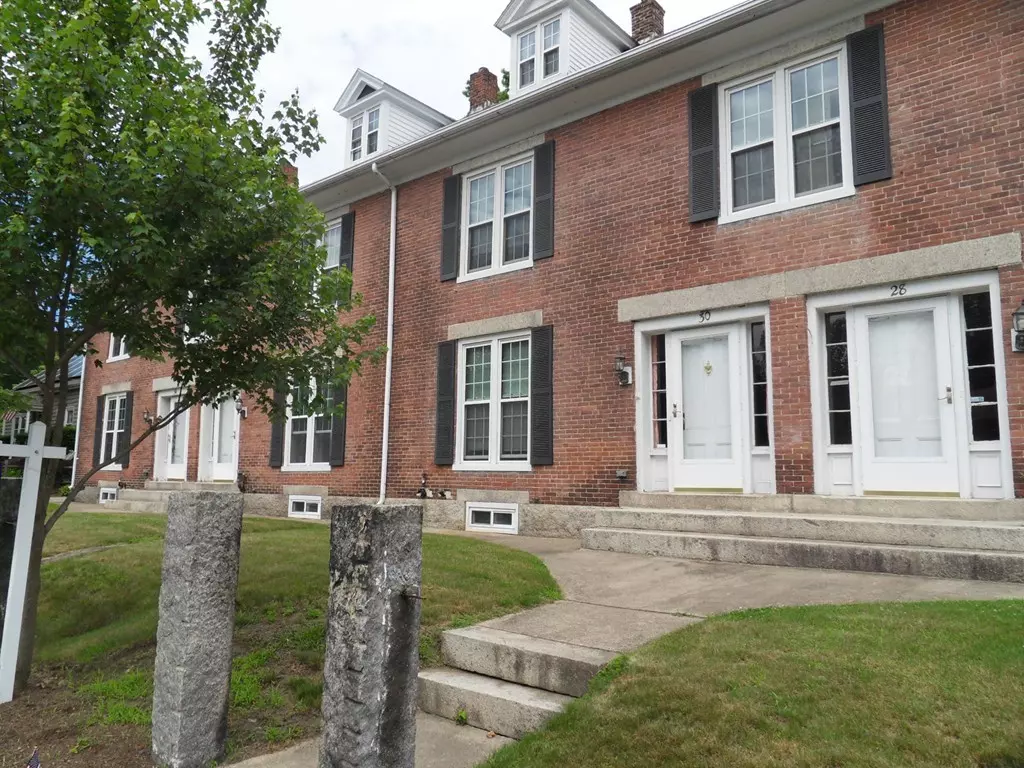 Blackstone, MA 01504,30 Mendon St #30