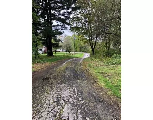 Spencer, MA 01562,14 Sampson Street