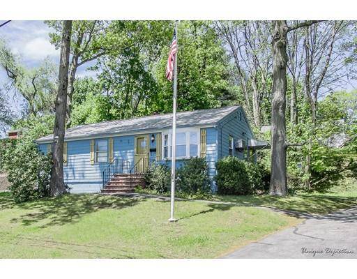 19 Monterey Drive, Methuen, MA 01844