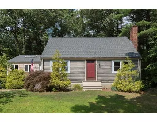 15 Queens Brook Rd, Pembroke, MA 02359