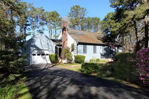 36 Cherokee Rd, Harwich, MA 02645