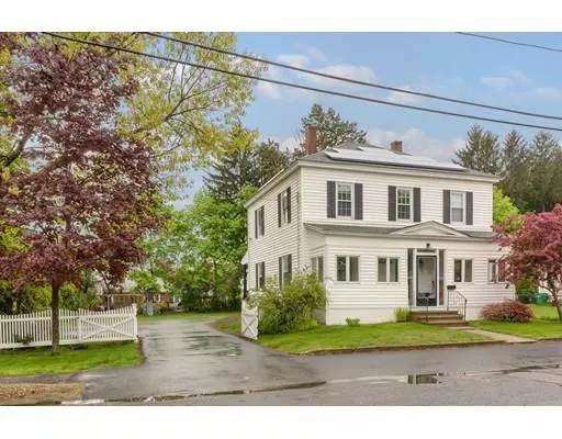 51 Laurel St, Clinton, MA 01510