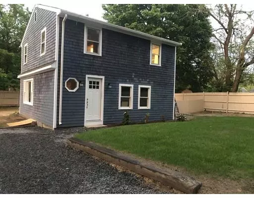 35 Dwight St, Hanson, MA 02341