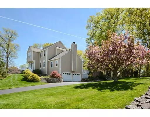 Shrewsbury, MA 01545,5 Chartwell Cir