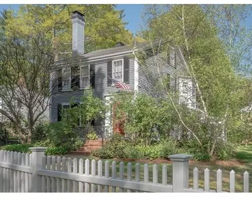 42 Monument Street, Concord, MA 01742