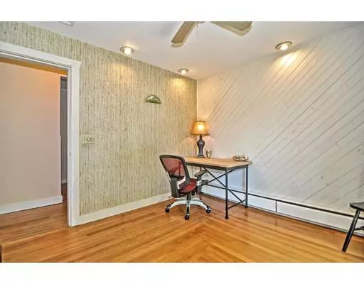 Franklin, MA 02038,236 Wachusett St