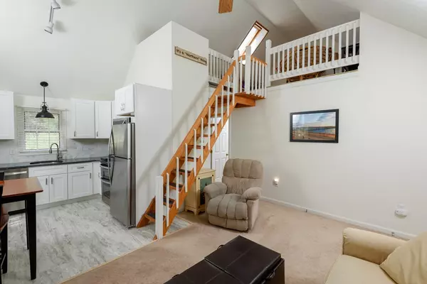 Pembroke, MA 02359,13 Packet Lndg #B