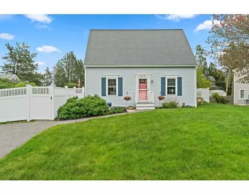 1146 Ferry St, Marshfield, MA 02050