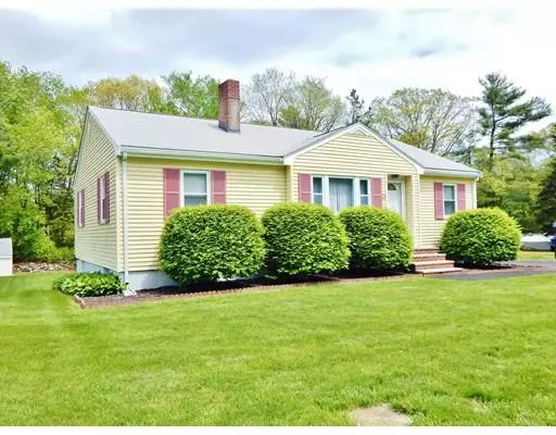 39 Farnham Rd, Stoughton, MA 02072