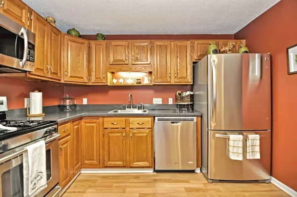 Milford, MA 01757,17 Country Club Lane #C