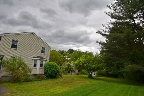 Taunton, MA 02780,66B Indian Meadow Dr #66B