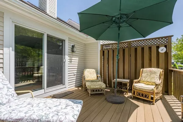 Mashpee, MA 02649,96 Pine Hill Blvd #96