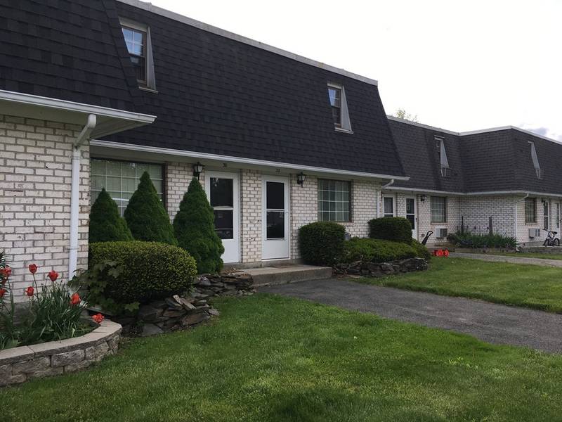 32 Princeton Ter #32, Greenfield, MA 01301