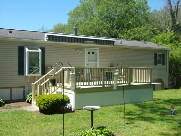 Acushnet, MA 02743,28 Allen