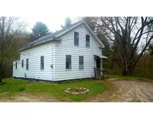 23 Hatfield Road, Williamsburg, MA 01039