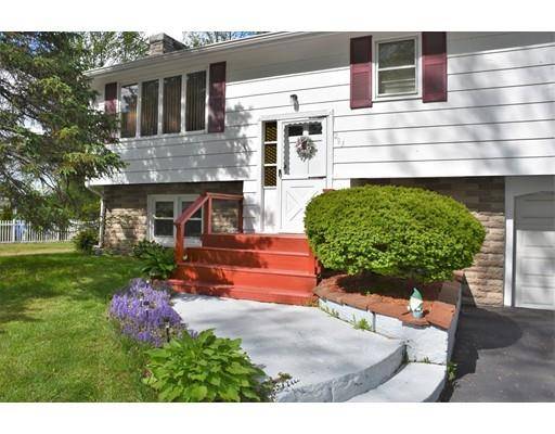 293 Thompson Road, Webster, MA 01570