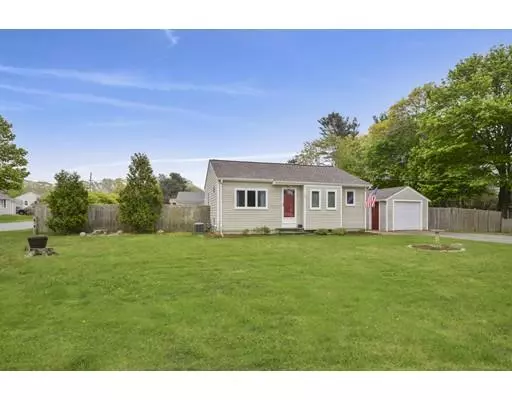 16 Kayajan Ave, Bourne, MA 02532