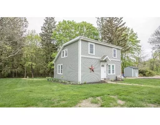 70 Ryder Rd, Rochester, MA 02770