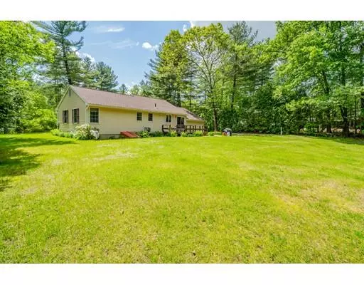 Southampton, MA 01073,16 Hillside Meadows Dr