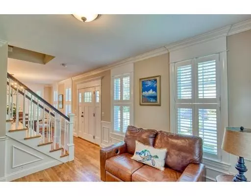 Barrington, RI 02806,3 Beaver Rd