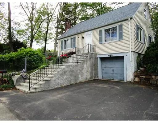 42 Beverly Circle, Smithfield, RI 02828