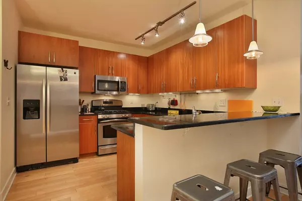24 Bay State Road #14, Cambridge, MA 02138