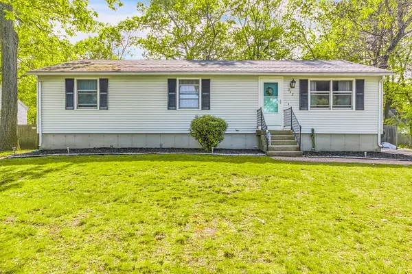 242 Gilbert Ave, Springfield, MA 01119