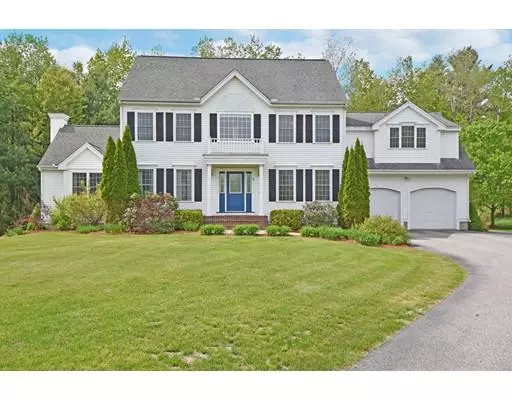 6 Southwick Cir, Westford, MA 01886