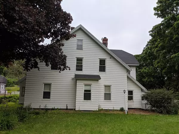 Sturbridge, MA 01518,1 Commonwealth Ave