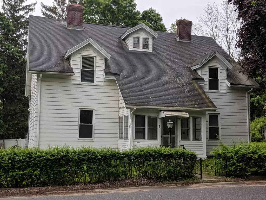 Sturbridge, MA 01518,1 Commonwealth Ave