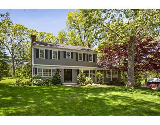 92 Concord Rd, Longmeadow, MA 01106