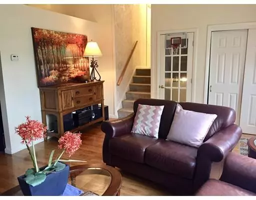 Milford, MA 01757,2 Grace St