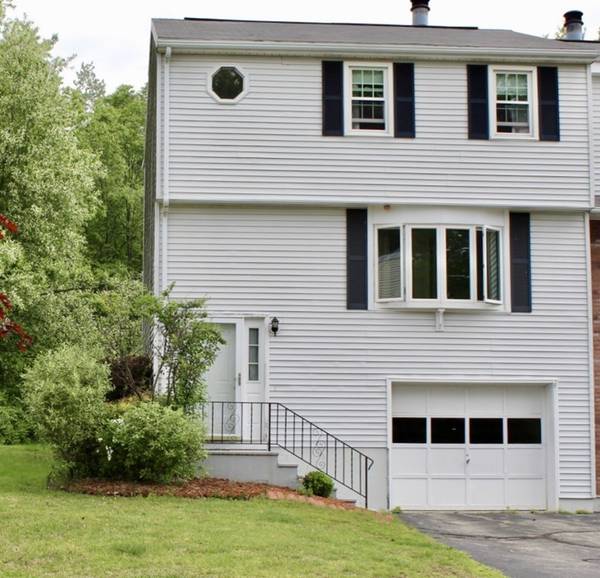 32 Plantation Rd #32, Oxford, MA 01540